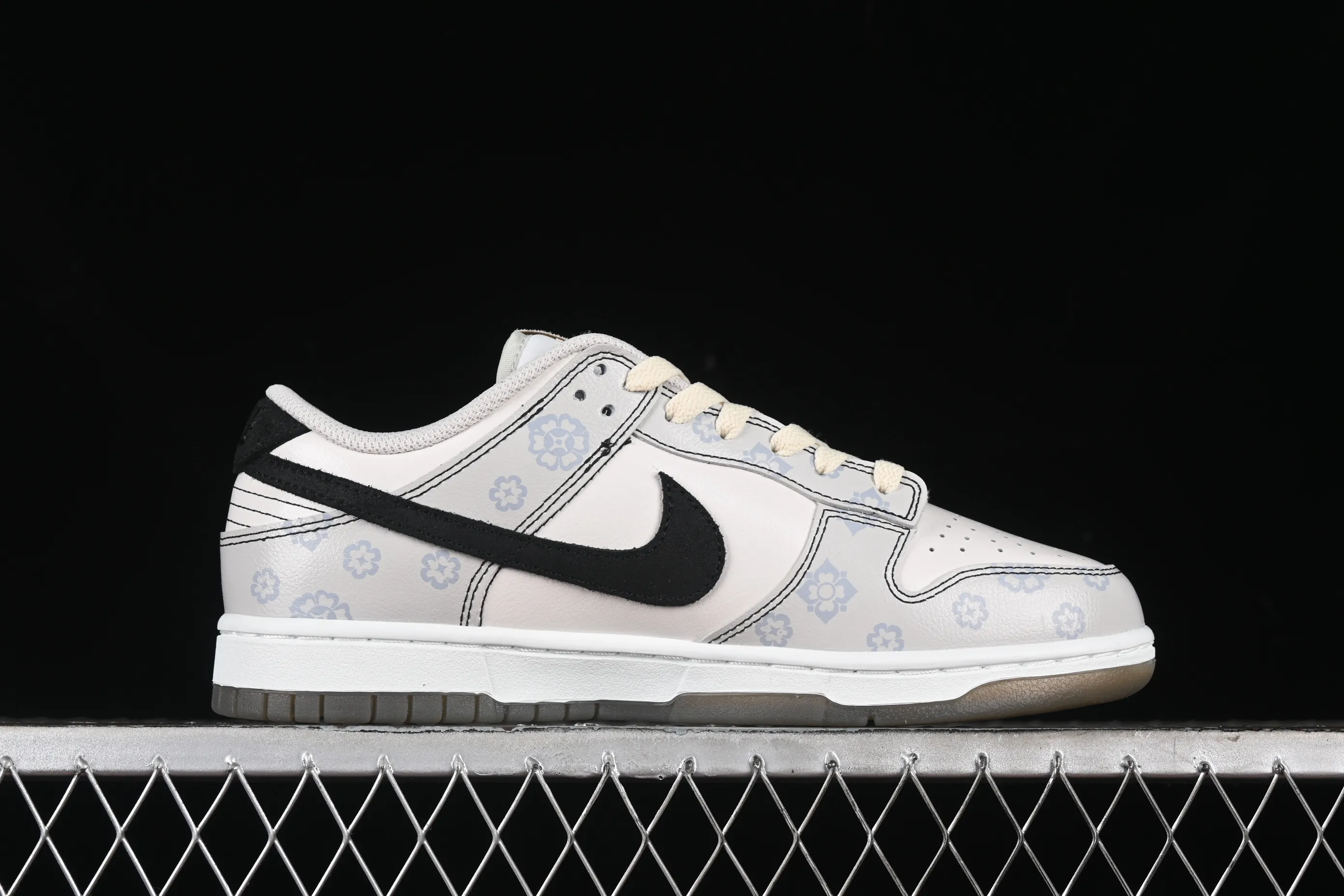 All Categories Nk SB Dunk Series Nk SB Dunk Low Low-top sneakers Nk Dunk Low Sanci Laboratory Ancient Tang Dynasty print Low-top casual sneakers FJ4188-001